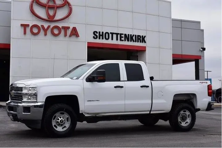 $12997 : Chevrolet Silverado 2500HD 2 image 1