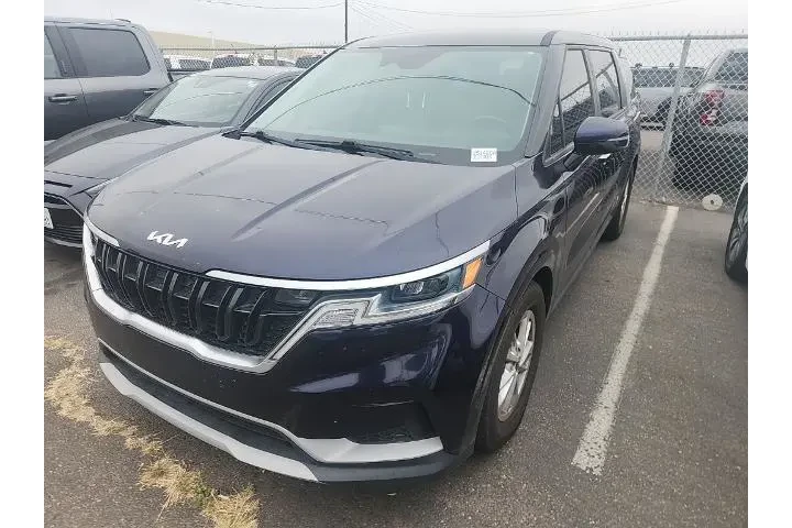 $22492 : Kia Carnival 2022 LX 4dr Min image 3