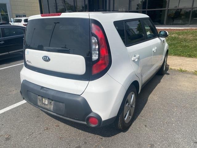 $8599 : PRE-OWNED 2016 KIA SOUL BASE image 3