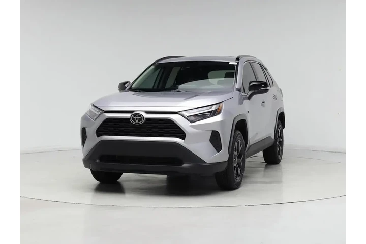 $27998 : Toyota RAV4 2023 XLE 4dr SUV image 4