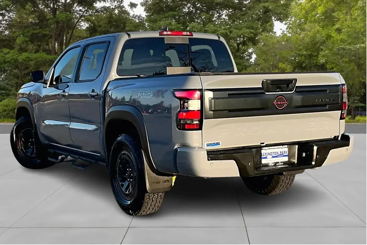 $40000 : Nissan Frontier 2025 4x4 PRO image 4