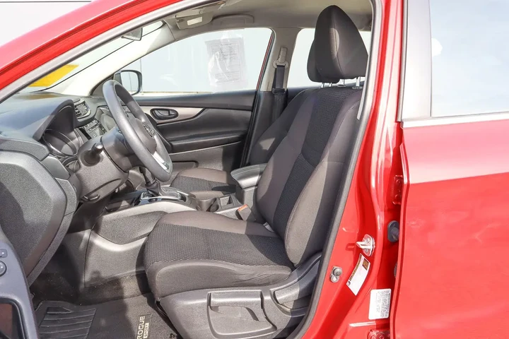 $10449 : 2017 Rogue Sport S image 7