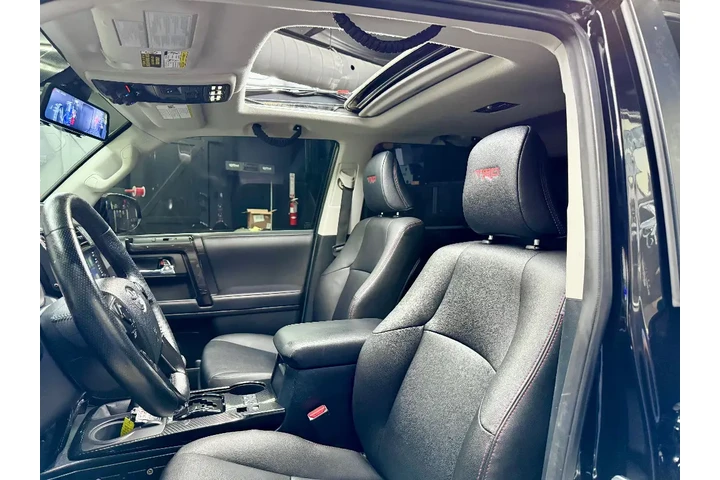 $34995 : 2020 4Runner image 9