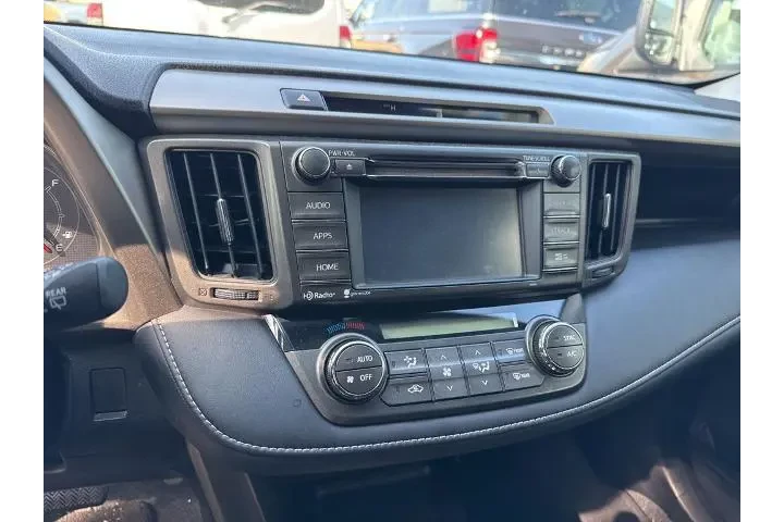 $16850 : Toyota RAV4 2014 XLE 4dr SUV image 6