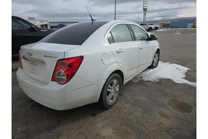 $4995 : Chevrolet Sonic 2014 LT Auto image 2