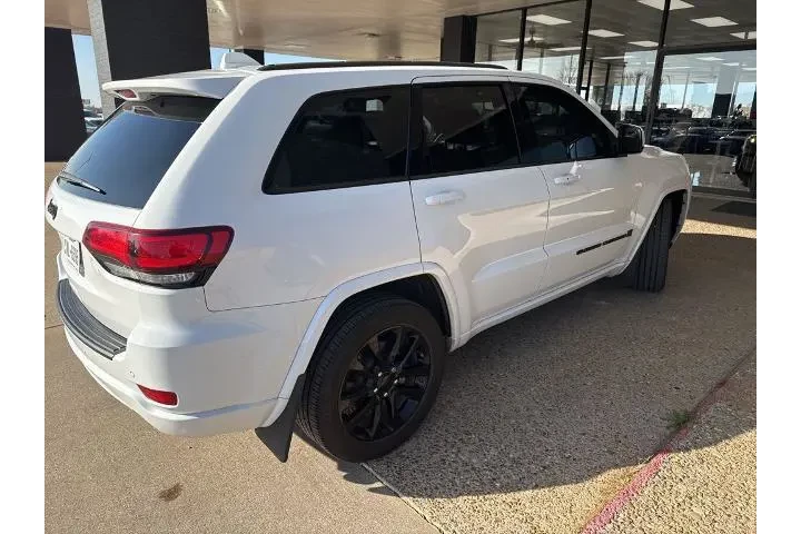 $20737 : Jeep Grand Cherokee WK 2022 image 7