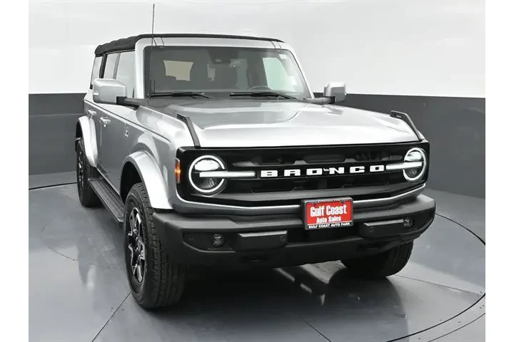 $36375 : Ford Bronco 2021 4x4 Base 4d image 3