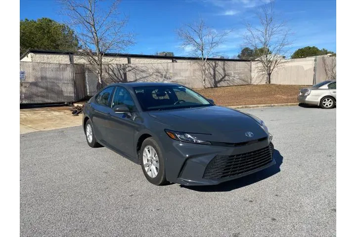 $25420 : Toyota Camry 2025 LE 4dr Sed image 8