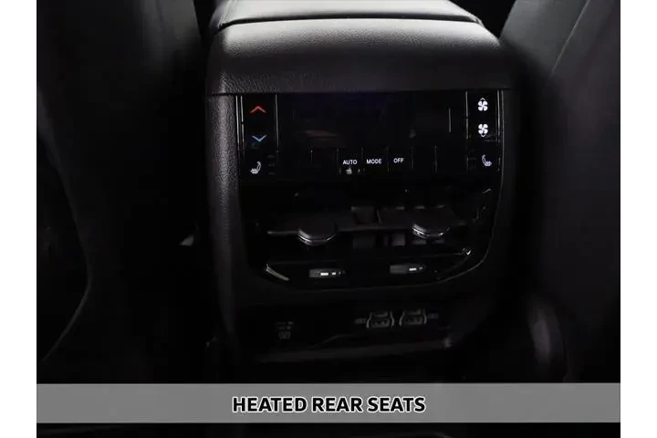 $31493 : Jeep Grand Cherokee L 2024 4 image 9