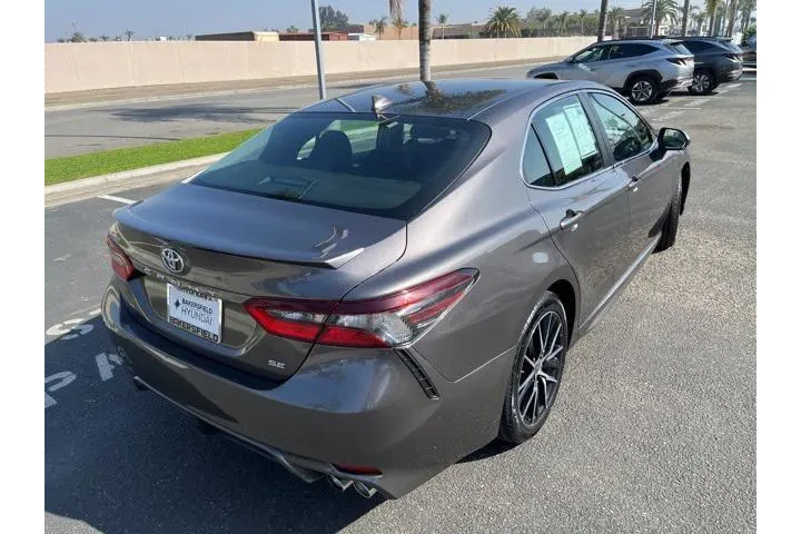 $23990 : Toyota Camry 2023 SE 4dr Sed image 4