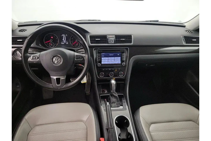 $12599 : Volkswagen Passat 2015 1.8T image 9