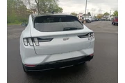 Ford Mustang Mach-E 2023 AWD en New Hampshire