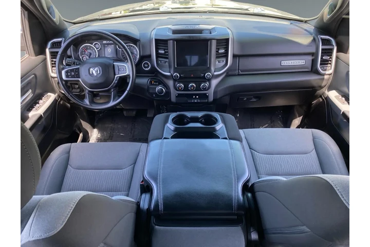 $32629 : Ram 1500 2021 4x2 Big Horn 4 image 10