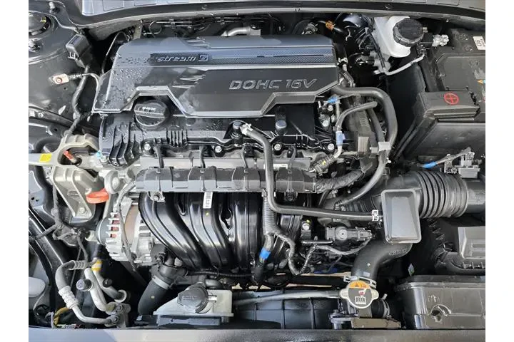 $18966 : Hyundai ELANTRA 2023 SEL 4dr image 10