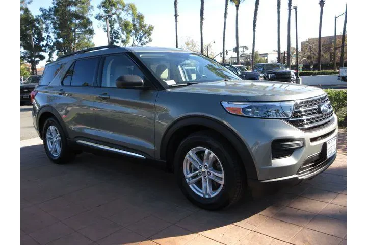 $17499 : Ford Explorer 2020 XLT 4dr S image 6