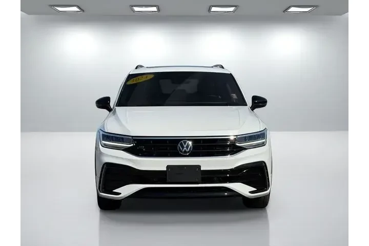 $25988 : Volkswagen Tiguan 2024 SE R- image 9