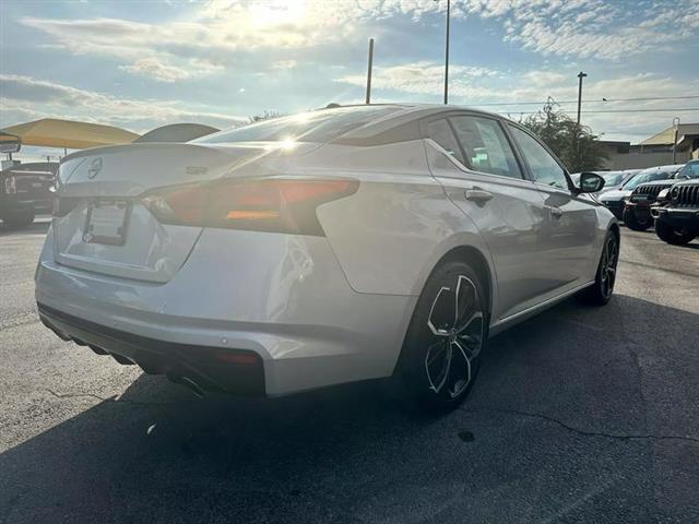 $26995 : Pre-Owned 2023 Altima 2.5 SR image 6