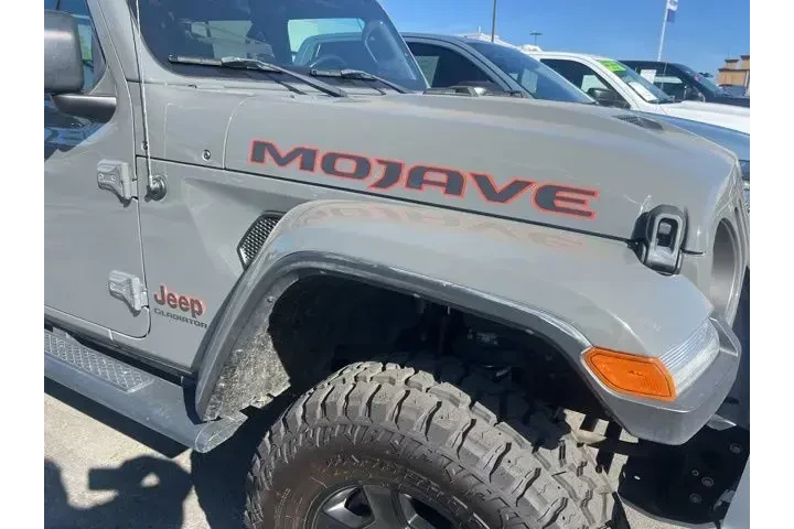 $39988 : Jeep Gladiator 2021 4x4 Moja image 6