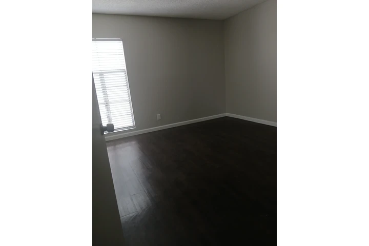 $1200 : Habitación koreatown 3rd/vermo image 1