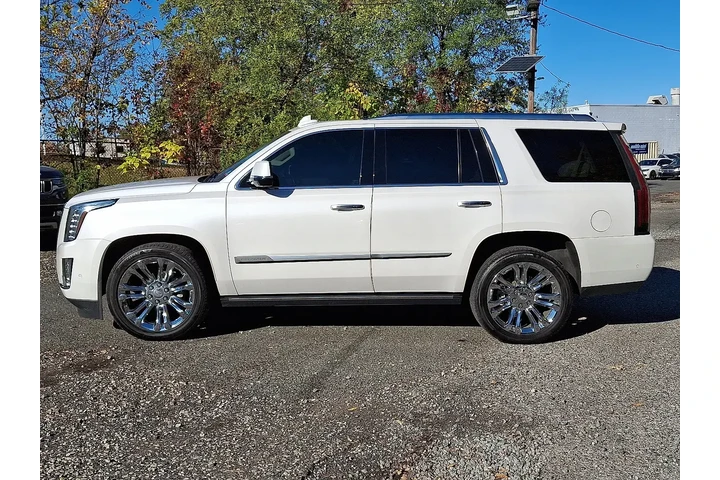 $33899 : Cadillac Escalade 2020 4x4 P image 2