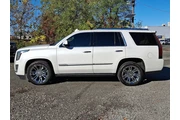 $33899 : Cadillac Escalade 2020 4x4 P thumbnail