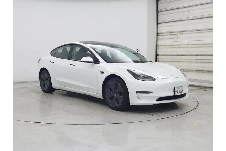 $26998 : Tesla Model 3 2022 AWD Long image 1