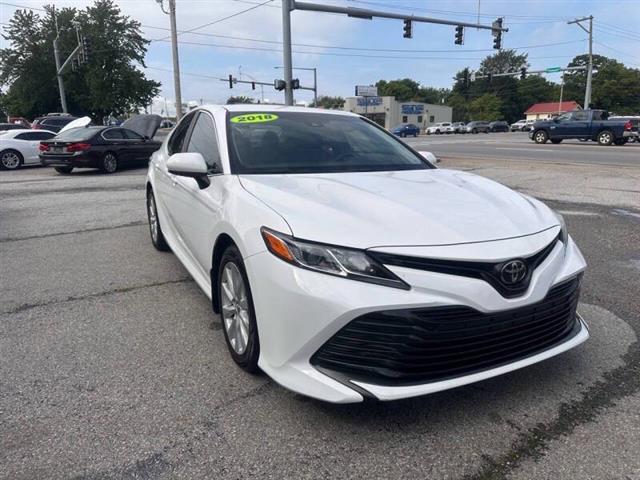 $17900 : 2018 Camry LE image 4