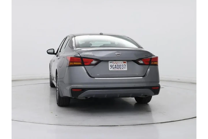 $21998 : Nissan Altima 2023 2.5 SV 4d image 6