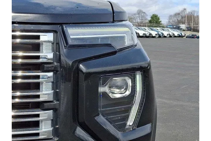 $39995 : GMC Canyon 2023 4x4 Denali 4 image 9