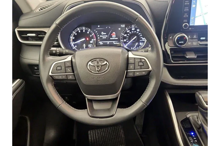 $31998 : Toyota Highlander 2022 AWD X image 10