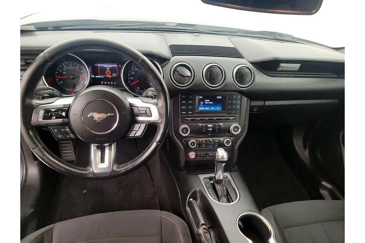 $17998 : Ford Mustang 2018 EcoBoost 2 image 9