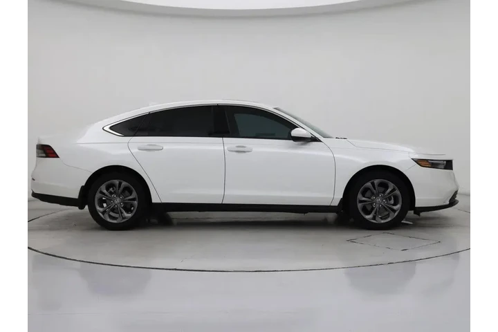 $26998 : Honda Accord 2024 EX 4dr Sed image 7