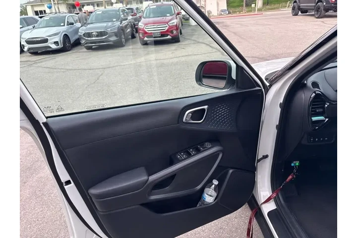 $21643 : Kia Soul 2024 EX 4dr Crossov image 6