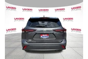 $42490 : Toyota Highlander 2024 LE 4d thumbnail