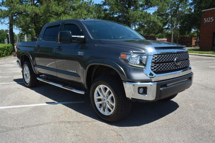 2018 Tundra SR5 image 5