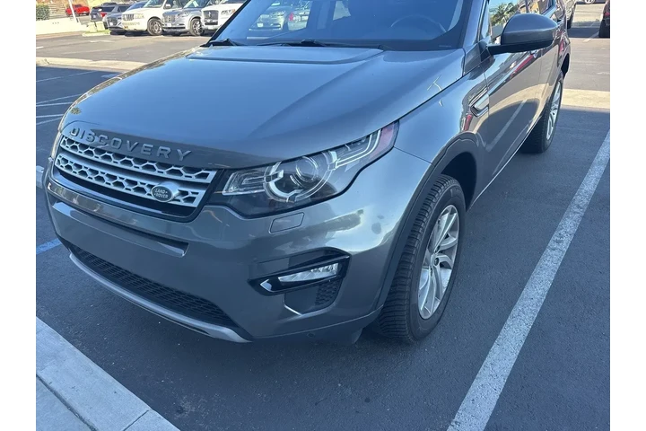 $15900 : Land Rover Discovery Sport 2 image 2