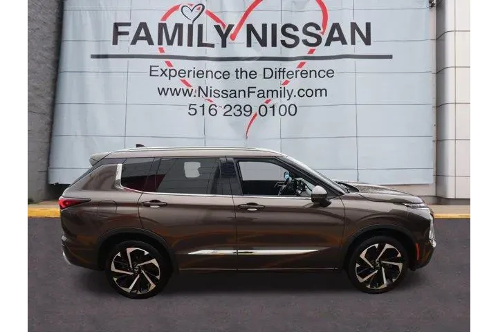 $23310 : Mitsubishi Outlander 2022 AW image 3