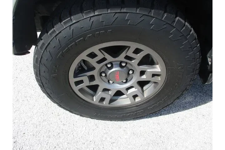 $35995 : Toyota 4Runner 2019 4x4 SR5 image 9