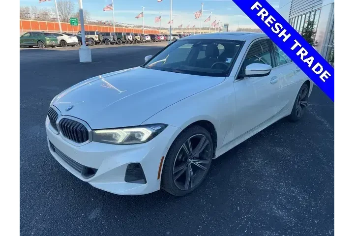 $36990 : BMW 3 Series 2024 AWD 330i x image 3