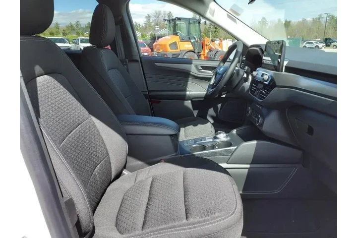 $27293 : Ford Escape 2024 AWD Active image 5