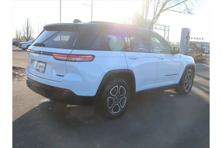 $30477 : Jeep Grand Cherokee 2022 4x4 image 7