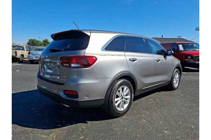 $17800 : 2019 Sorento LX 2WD image 6