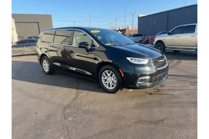 $39980 : Chrysler Pacifica 2026 Selec image 2