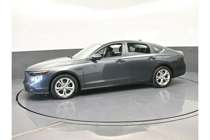 $21989 : Honda Accord 2024 LX 4dr Sed image 2