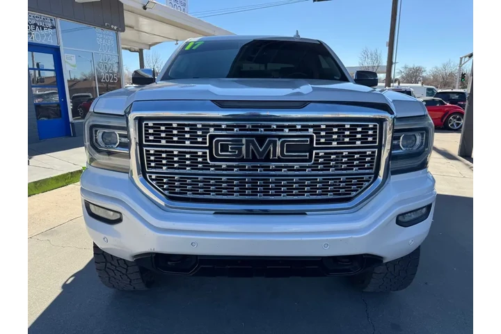 2017 GMC Sierra 1500 Denali C image 2