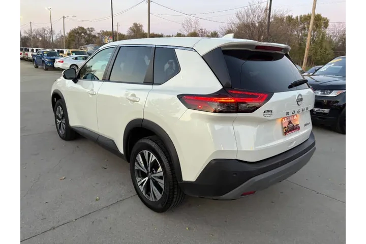 $16950 : 2022 Rogue SV image 7