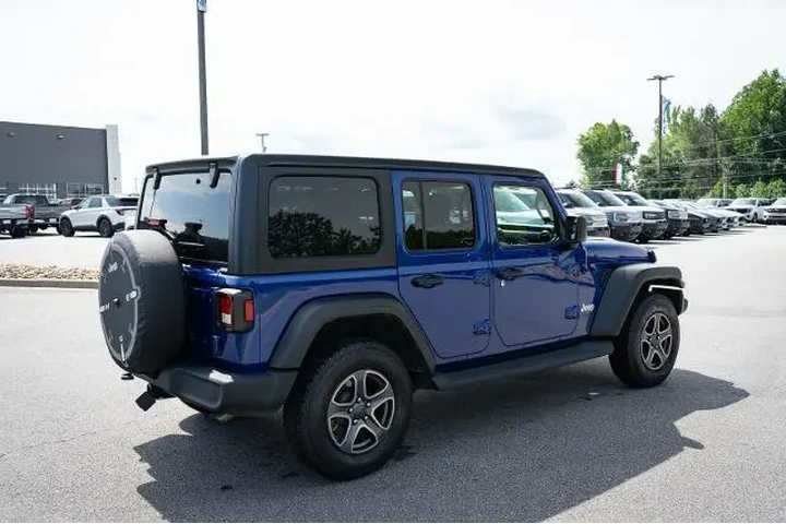 $26987 : Jeep Wrangler Unlimited 2019 image 10