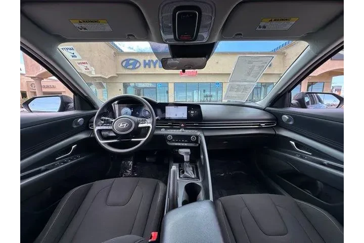 $19627 : Hyundai ELANTRA 2024 SEL 4dr image 8