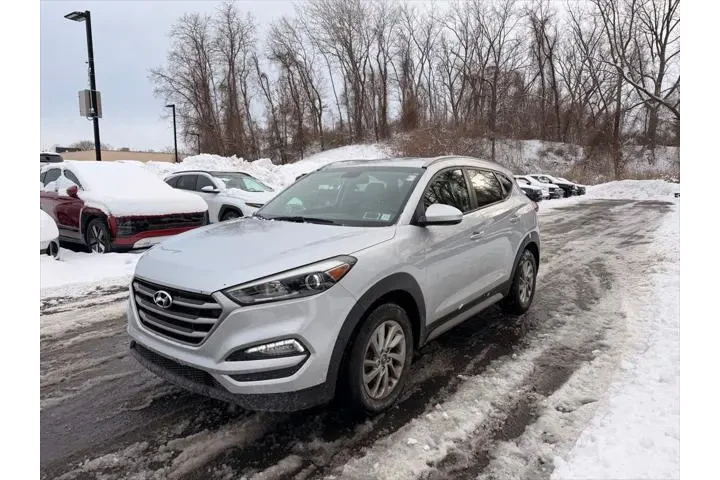$12900 : Hyundai TUCSON 2018 AWD SEL image 8