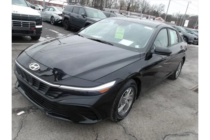 $24005 : Hyundai ELANTRA 2025 SE 4dr image 3